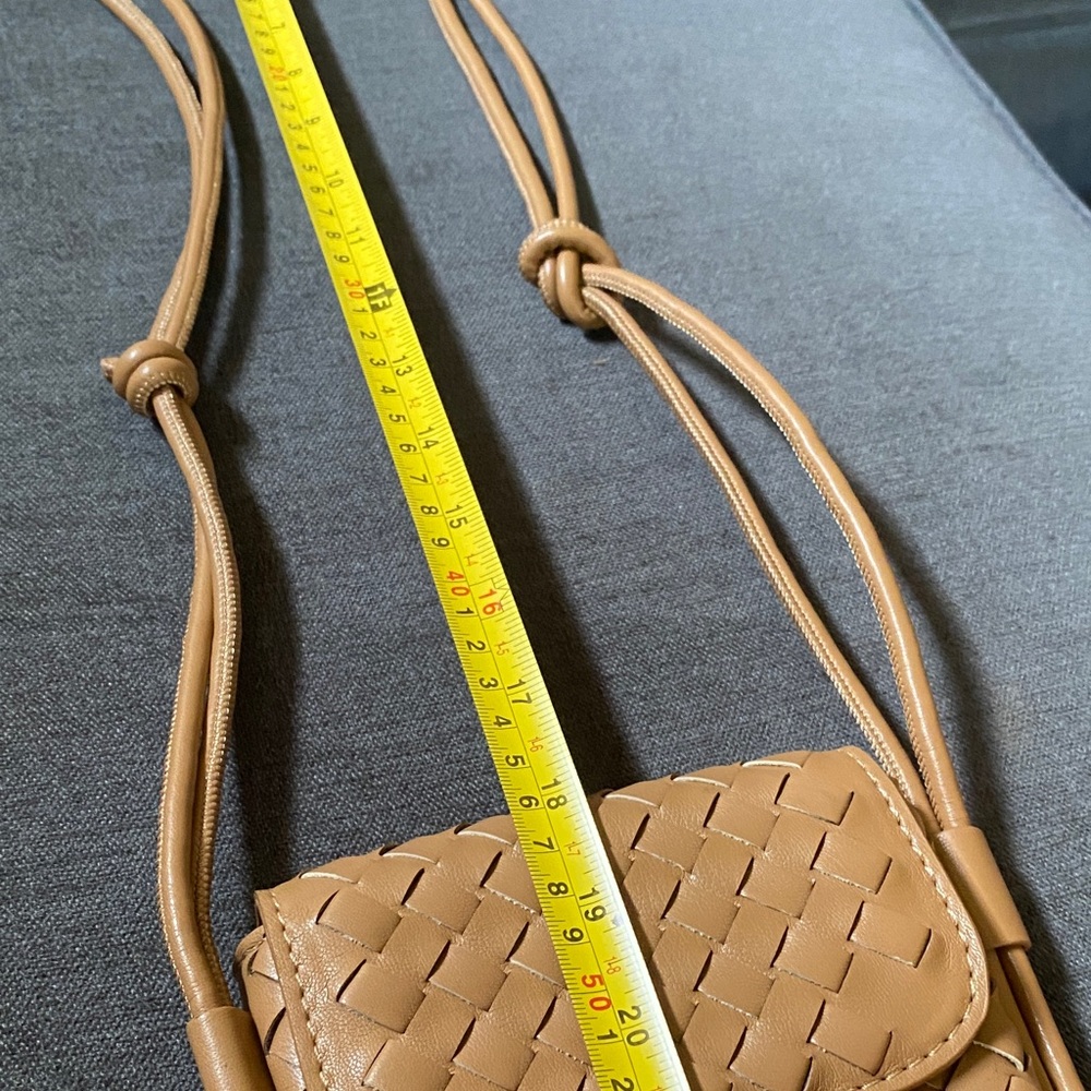 Tan Woven Faux Leather Crossbody Bag. NWOT - Picture 7 of 9